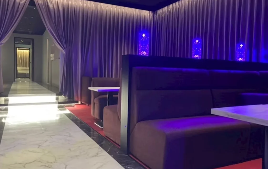 Club Runway（ランウェイ）
